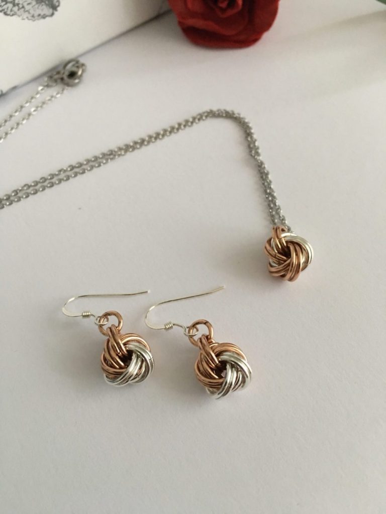 Bronze-Silver-Infinity-Love-Knot-Jewellery-Set