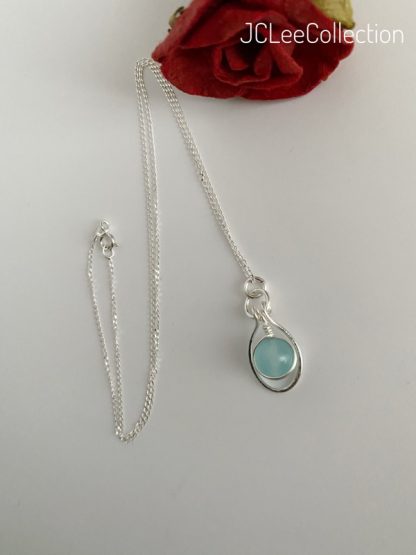 Aquamarine-pendant-necklace